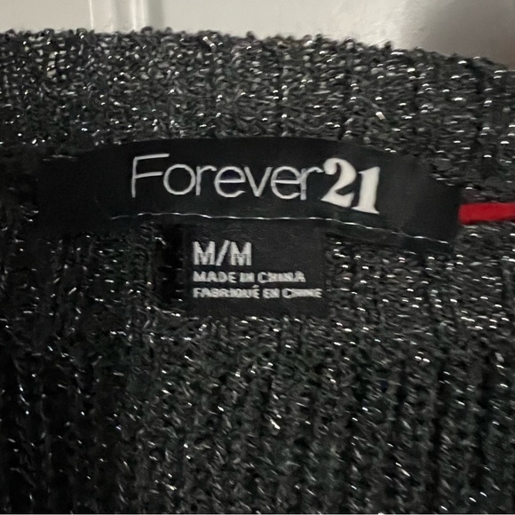 Forever 21 Gray Metallic Shimmery Short Sweater w Long Sleeves Size Medium - Picture 2 of 7
